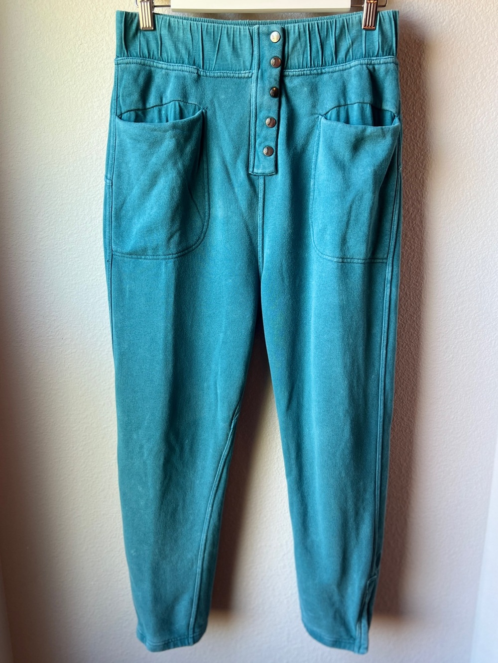 FP Movement Free People On The Road Jogger Pants Teal Blue Size Small Zip Ankle
